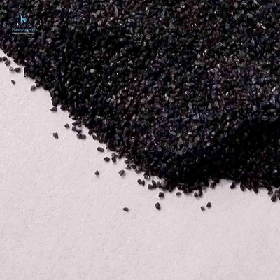 Środek do piaskowania z czarnym topionym tlenkiem glinu o ziarnistości 60 KMN
